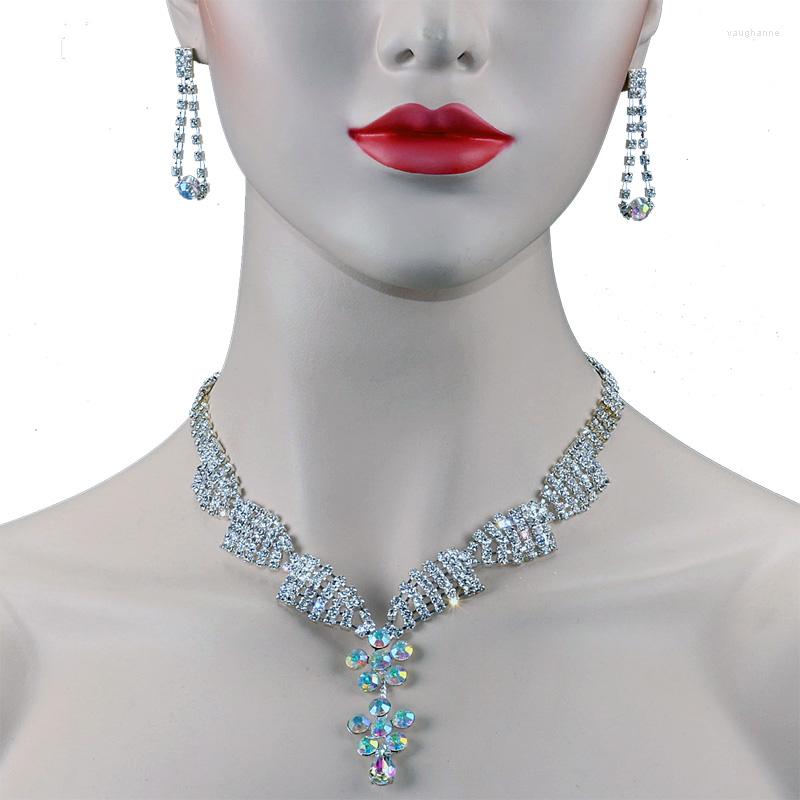 Necklace Earrings Set Chran Silver Plated Rhinestone For Bridemaids Elegant AB Crytsal Women Wedding Jewelry, Picture shown
Necklace Earrings Set Chran Silver Plated Rhinestone For Bridemaids Elegant AB Crytsal Women Wedding Jewelry, Picture shown