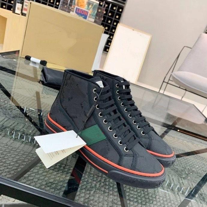2021 Spring latest high top sports fashion casual driving shoes black white Italian imported 1.1 Leather Men's jhk002 MKK JbZ
2021 Spring latest high top sports fashion casual driving shoes black white Italian imported 1.1 Leather Men's jhk002 MKK JbZ