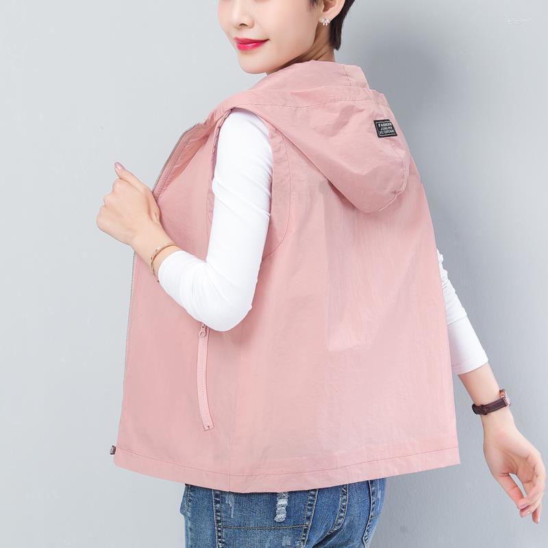 Women's Vests Short Jackwt Female 2022 Spring Summer Casual Outerwear Sunscreen Vest Women's Sleeveless Hooded Versatile Veste Femme, Pink summer
Women's Vests Short Jackwt Female 2022 Spring Summer Casual Outerwear Sunscreen Vest Women's Sleeveless Hooded Versatile Veste Femme, Pink summer
