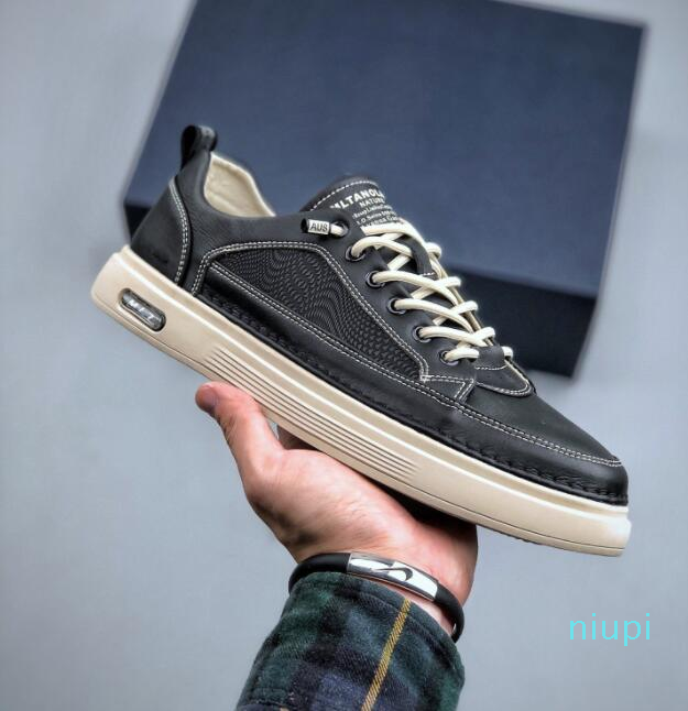 Designer Balck Luxury Man Casual Shoes Sneaker Low Trendboard Shoes Sneakers 5A SS Men Running New Style Original Fashion Shoe, Black with box
Designer Balck Luxury Man Casual Shoes Sneaker Low Trendboard Shoes Sneakers 5A SS Men Running New Style Original Fashion Shoe, Black with box