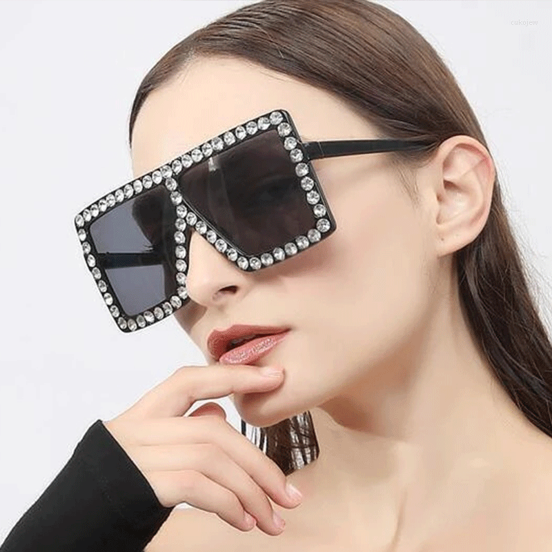 Sunglasses Inlay Crystal Women 2022 Luxulry Eyeglasses Frames Oversize Feminino Fashion Goggles Travel Sport
Sunglasses Inlay Crystal Women 2022 Luxulry Eyeglasses Frames Oversize Feminino Fashion Goggles Travel Sport