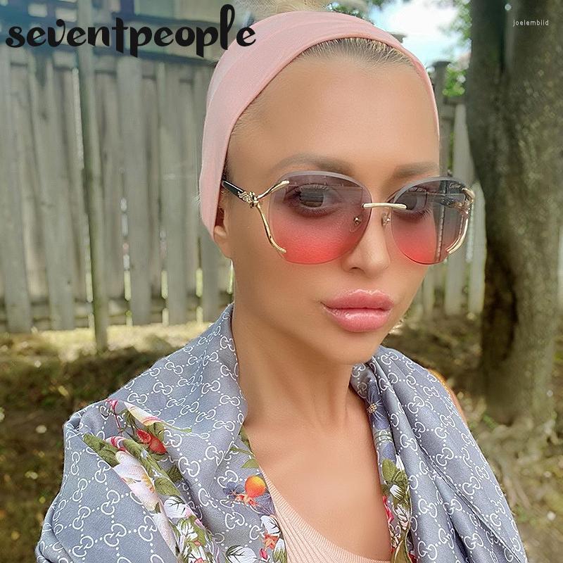 Sunglasses Fashion Rimless Women 2022 Designer Trendy Frameless Sun Glasses For Woman Style Irregular Sunglass
Sunglasses Fashion Rimless Women 2022 Designer Trendy Frameless Sun Glasses For Woman Style Irregular Sunglass