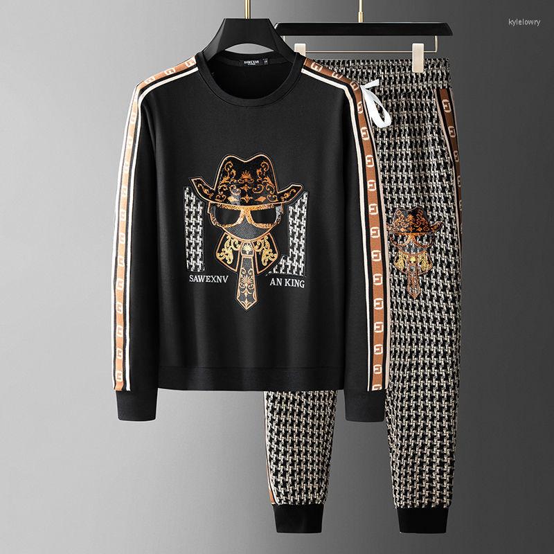 Men's Tracksuits Fashion Casual Sports Suit Men Autumn Winter Fashionable Embroidery Trend Long Sleeve Sweater, Black
Men's Tracksuits Fashion Casual Sports Suit Men Autumn Winter Fashionable Embroidery Trend Long Sleeve Sweater, Black