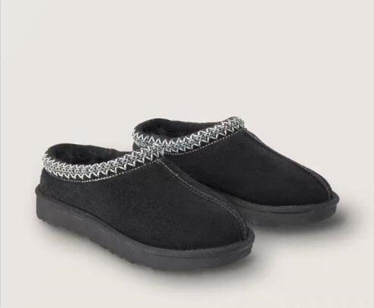 Women's Slippers Boots Winter Woman Slip-on Chestnut Fur Warm Cotton Boots, Grey
Women's Slippers Boots Winter Woman Slip-on Chestnut Fur Warm Cotton Boots, Grey