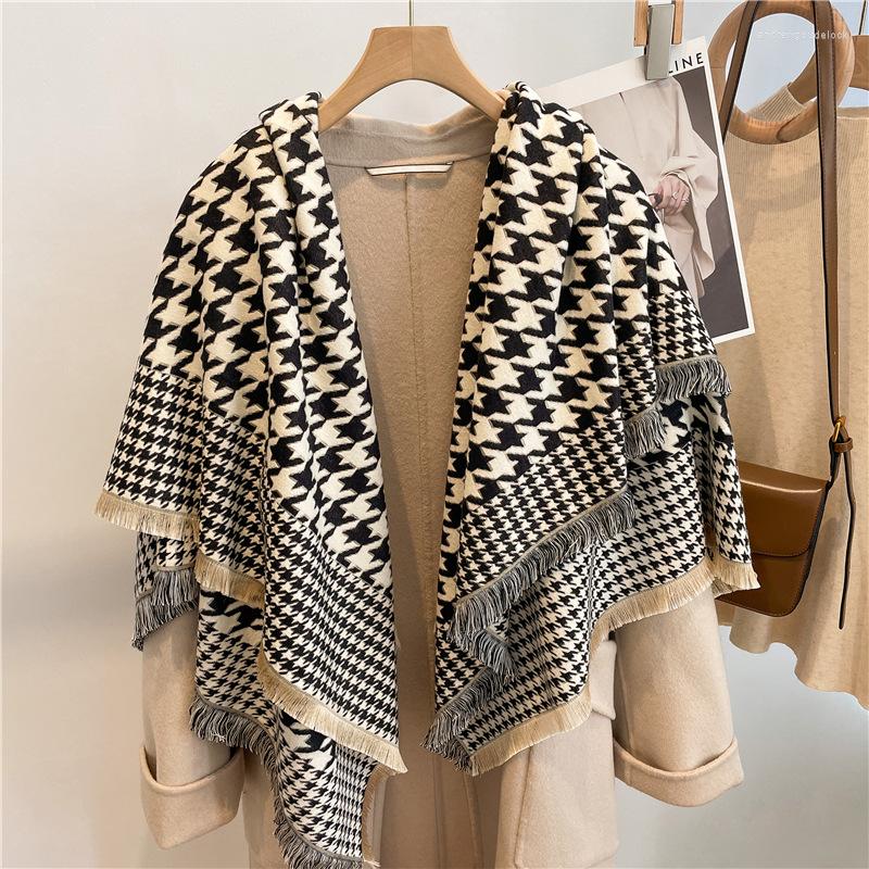 Scarves 2022 Winter British Classic Thousand Bird Lattice Large Square Scarf Women's Shawl Dual-purpose Thickened Warm Blanket
Scarves 2022 Winter British Classic Thousand Bird Lattice Large Square Scarf Women's Shawl Dual-purpose Thickened Warm Blanket