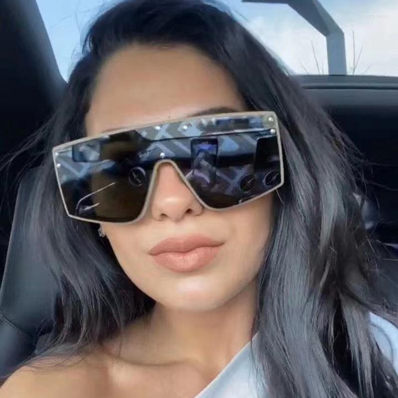 Sunglasses Oversized Acetate Black Frame Shield Square Studded Women And Men Fashion Printing Holographic Mirrored
Sunglasses Oversized Acetate Black Frame Shield Square Studded Women And Men Fashion Printing Holographic Mirrored