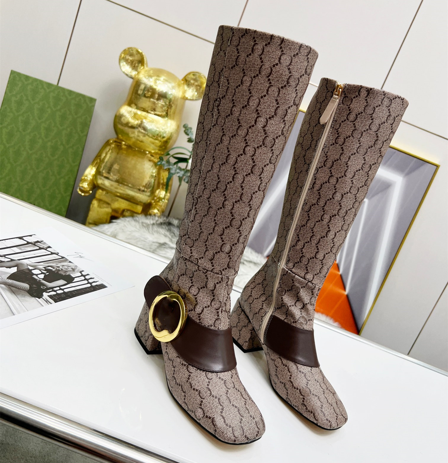 2022 Latest Designer Women Blondie Ankle Boots Luxury Winter Over-the-knee Boot Blonde Leather Trim Low Heel Black, Color 7
2022 Latest Designer Women Blondie Ankle Boots Luxury Winter Over-the-knee Boot Blonde Leather Trim Low Heel Black, Color 7