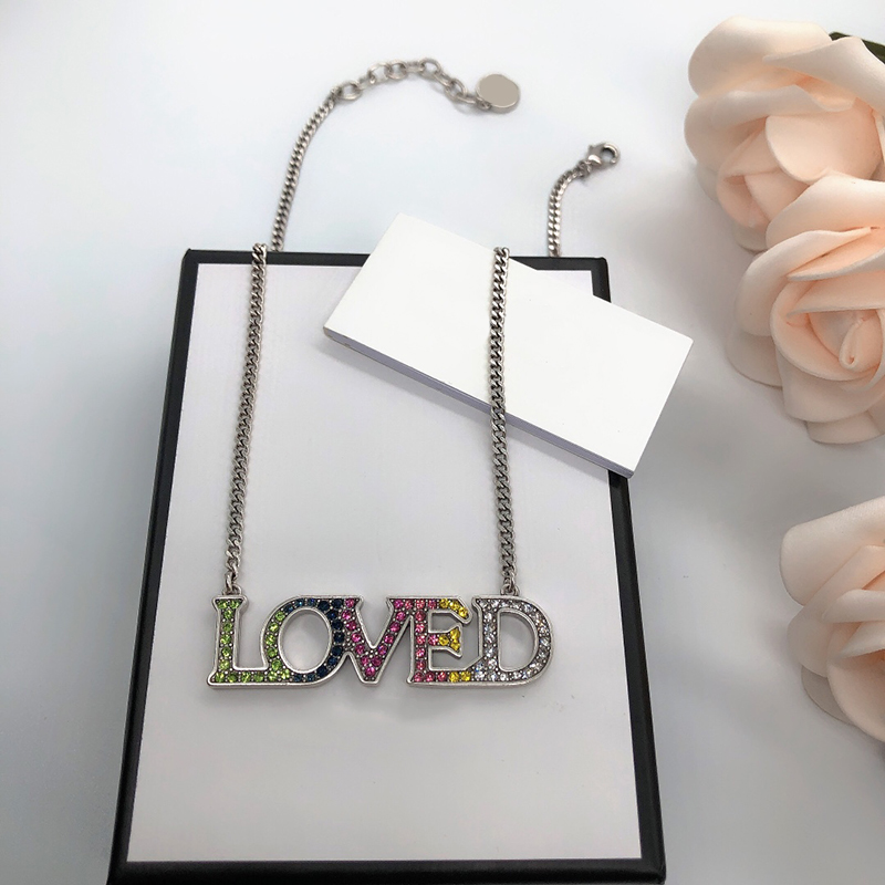 Designer Chain Valentines Day Gift Necklace Womens Popular Chains All Match Temperament Men And Women Couple Necklaces D22110807JX
Designer Chain Valentines Day Gift Necklace Womens Popular Chains All Match Temperament Men And Women Couple Necklaces D22110807JX