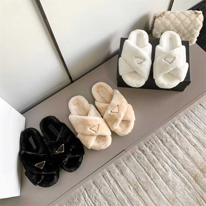 5A Designer Slippers Luxury Wool Slides Soft Warm Fur Sandals Enameled triangle Crossover Slipper Black White Begin Slide
5A Designer Slippers Luxury Wool Slides Soft Warm Fur Sandals Enameled triangle Crossover Slipper Black White Begin Slide