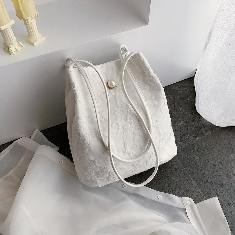 Evening Bags 2022 Fashion Black White Lace Shoulder Beach Bag Summer Women Crossbody Messenger Female Travel Handbag Big Totes Bolsa, Black-2
Evening Bags 2022 Fashion Black White Lace Shoulder Beach Bag Summer Women Crossbody Messenger Female Travel Handbag Big Totes Bolsa, Black-2