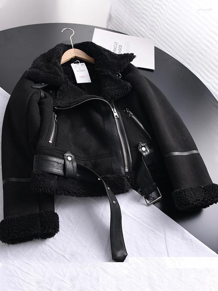 Women' Fur Winter Vintage Suede Lamb Short Jacket Women Thick Warm Moto Bike Black Coat Female Sashes Faux Leather Outwear With Belt
Women' Fur Winter Vintage Suede Lamb Short Jacket Women Thick Warm Moto Bike Black Coat Female Sashes Faux Leather Outwear With Belt
