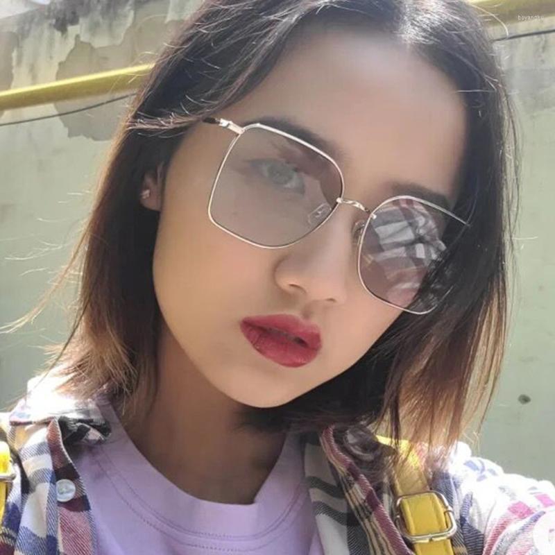 Sunglasses Metal Frame Square Women's Trend Large Size Colorful Clear Ocean Lens Sun Glasses Women Men Eyeglasses Brand Designer
Sunglasses Metal Frame Square Women's Trend Large Size Colorful Clear Ocean Lens Sun Glasses Women Men Eyeglasses Brand Designer