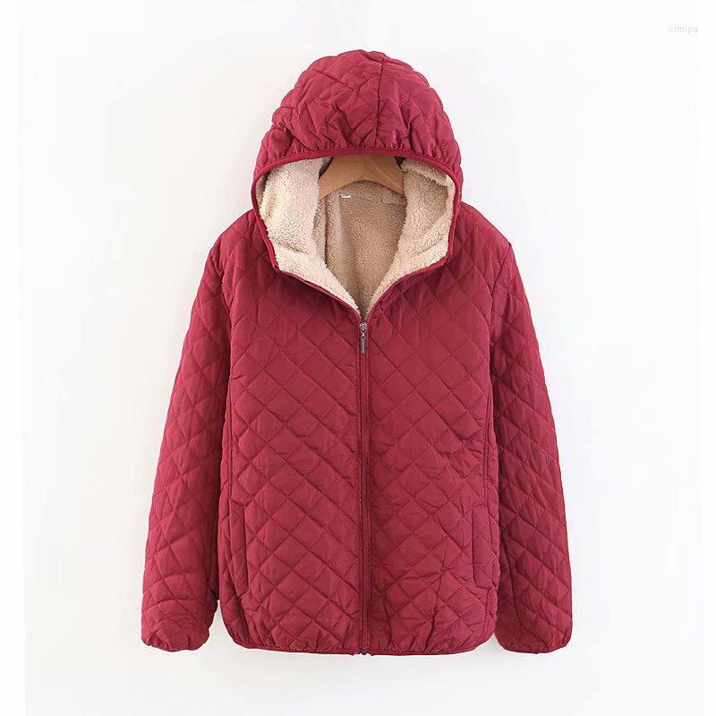 Women' Trench Coats Autumn And Winter Embroidery Short Coat Women' Cashmere Thickened Lamb Wool Little Cotton Clothes Fashion Female, Black
Women' Trench Coats Autumn And Winter Embroidery Short Coat Women' Cashmere Thickened Lamb Wool Little Cotton Clothes Fashion Female, Black