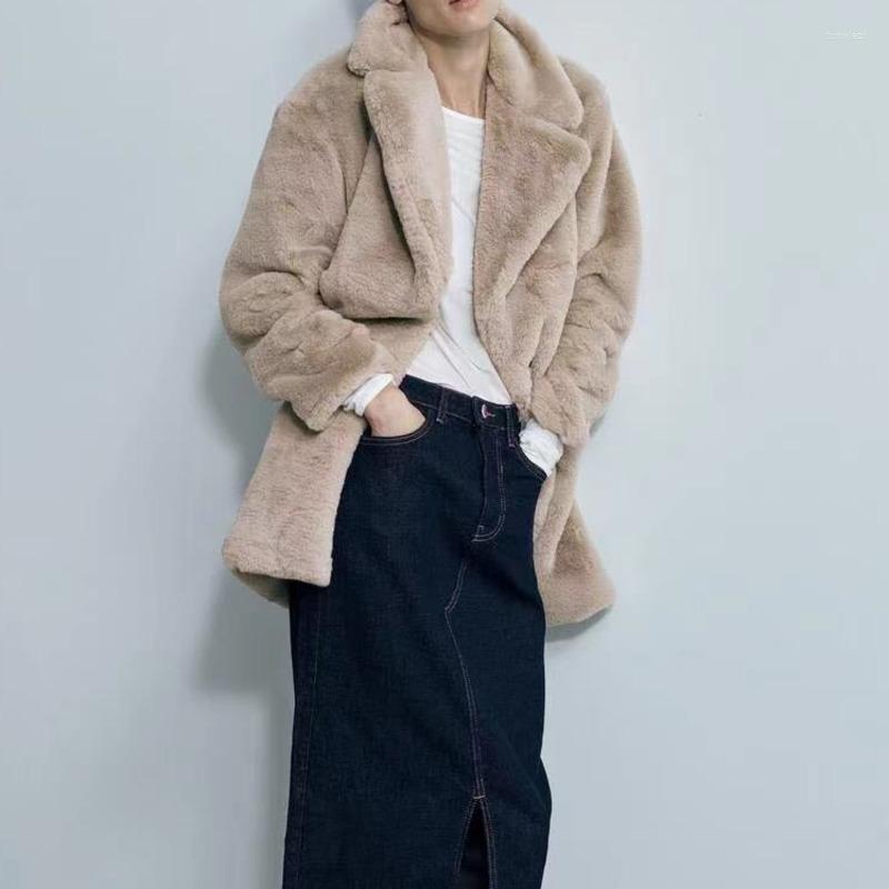 Women's Fur 2022 Winter Female Lambswool Coat Women Thick Warm Turn Down Collar Faux Jacket Fashion Loose Long Sleeve Parka Chic Outwear, Beige
Women's Fur 2022 Winter Female Lambswool Coat Women Thick Warm Turn Down Collar Faux Jacket Fashion Loose Long Sleeve Parka Chic Outwear, Beige