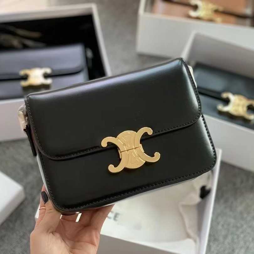 Designer Bag Women s Celinns Classic Handbag New Triumphal Arch Tofu Leather Underarm Fashion Versatile One Shoulder Crossbody Small Square, Large 22x6x15
Designer Bag Women s Celinns Classic Handbag New Triumphal Arch Tofu Leather Underarm Fashion Versatile One Shoulder Crossbody Small Square, Large 22x6x15