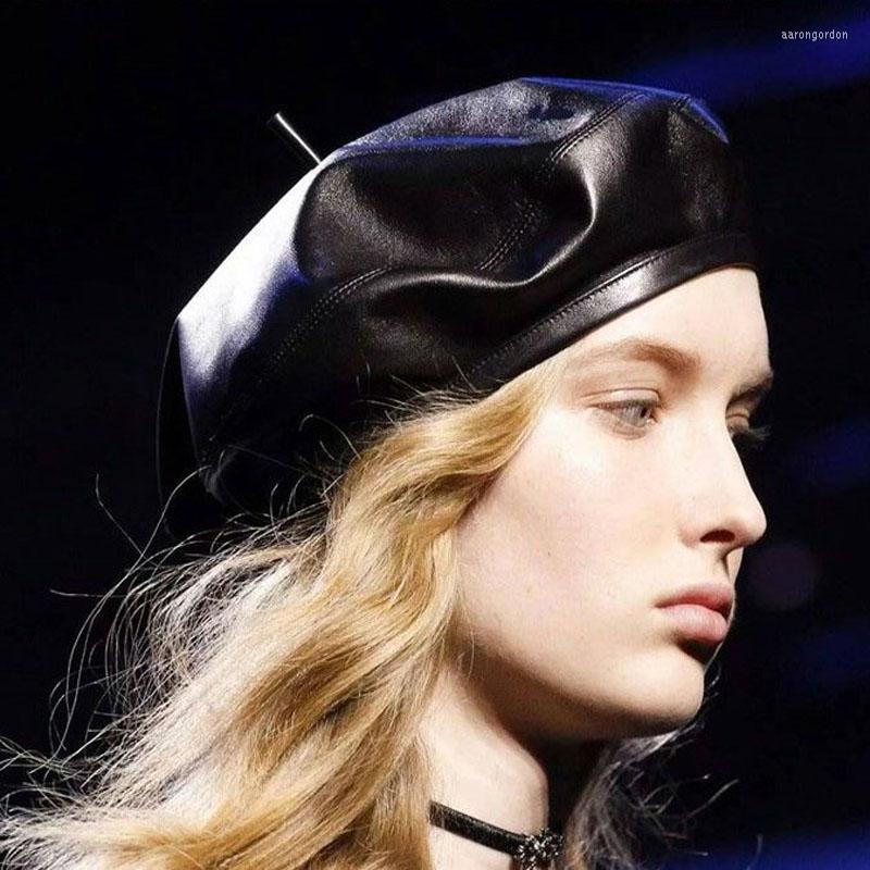Berets Genuine Leather Beret Hats For Women Winter Flat Cap Female Boina Feminina Fashion Autumn Bone Gorras Painter, Black2 
Berets Genuine Leather Beret Hats For Women Winter Flat Cap Female Boina Feminina Fashion Autumn Bone Gorras Painter, Black2