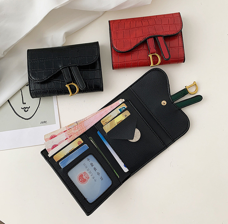 Short Wallets for Women small fashion D logo 5 colors girl coin purses PU material card holder 12-2-9cm, Pink
Short Wallets for Women small fashion D logo 5 colors girl coin purses PU material card holder 12-2-9cm, Pink