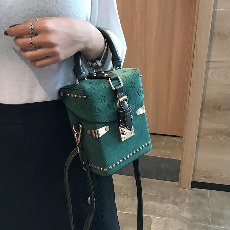 Evening Bags Luxury Handbag For Women Rivet Totes Shoulder Bag Fashion Clutch Mini Box Crossbody Brand Messenger Lady, Brown
Evening Bags Luxury Handbag For Women Rivet Totes Shoulder Bag Fashion Clutch Mini Box Crossbody Brand Messenger Lady, Brown