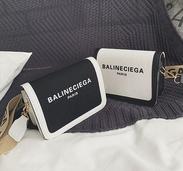 Wallets Fashion Design PU Leather Crossbody Bags Women Luxury Korean Version Simple Shoulder Bag Female Purse, Black
Wallets Fashion Design PU Leather Crossbody Bags Women Luxury Korean Version Simple Shoulder Bag Female Purse, Black