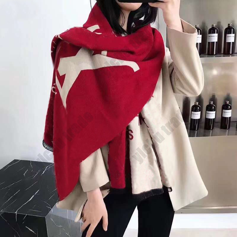 Luxury Brand Winter Cashmere V Scarf for Women Fashion Print Warm Shawl Head Wrap Pashmina Neckerchief Poncho Tassel 2022
Luxury Brand Winter Cashmere V Scarf for Women Fashion Print Warm Shawl Head Wrap Pashmina Neckerchief Poncho Tassel 2022