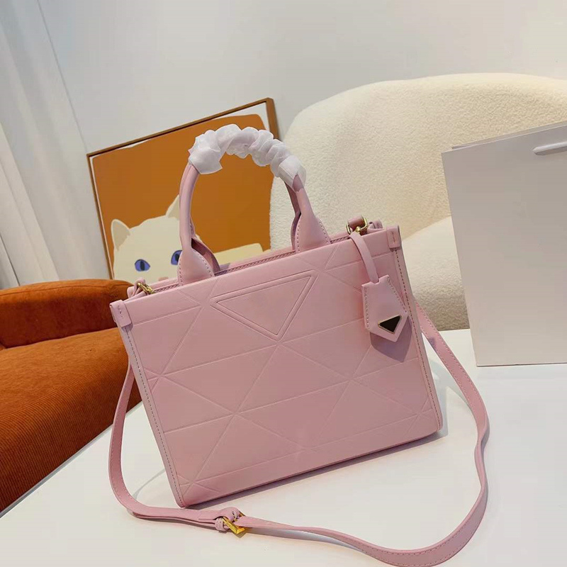 Woman Totes designer bags mini tote bag luxury handbag purse fashion crossbody shoulder bag lady travel shopping phone purse Triangle 5A, Contact seller
Woman Totes designer bags mini tote bag luxury handbag purse fashion crossbody shoulder bag lady travel shopping phone purse Triangle 5A, Contact seller