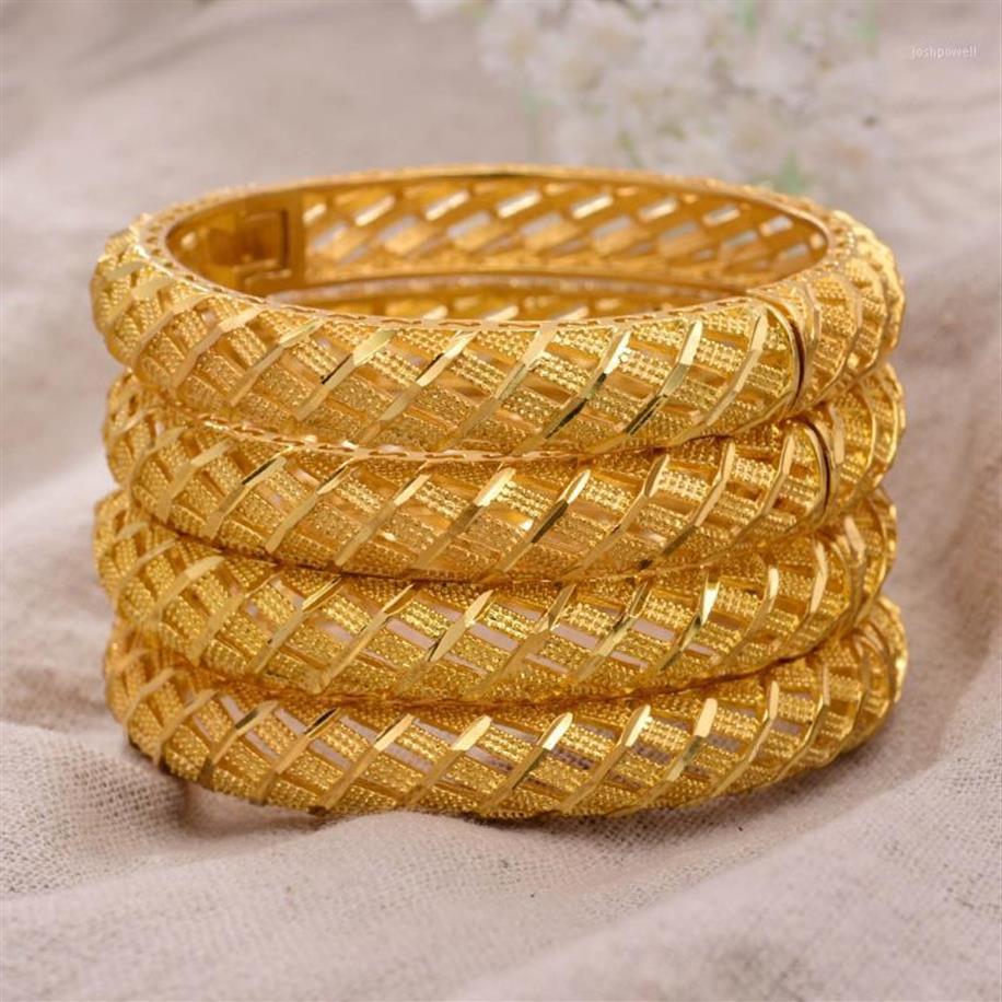 Annayoyo 4Pcs lot 24K Dubai India Ethiopian Gold Filled Color Bangles For Women girls party jewelry Bangles&Bracelet gifts1261R
Annayoyo 4Pcs lot 24K Dubai India Ethiopian Gold Filled Color Bangles For Women girls party jewelry Bangles&Bracelet gifts1261R