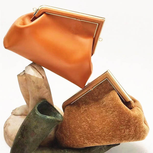Evening Fend First clutch crossbody large Bag Genuine leather handbags Classic Luxury sling tote with shoulder strap travel Designer duffel Women's mens purses Bags, Carton
Evening Fend First clutch crossbody large Bag Genuine leather handbags Classic Luxury sling tote with shoulder strap travel Designer duffel Women's mens purses Bags, Carton