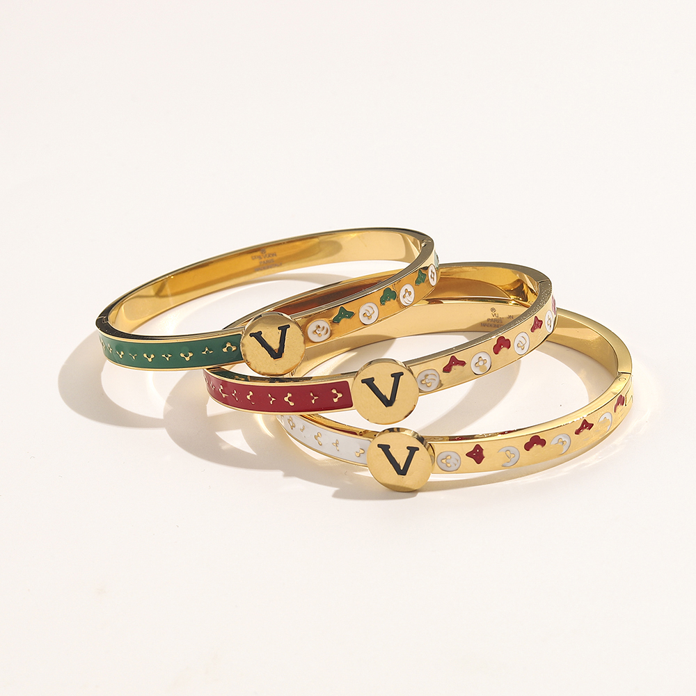 Designer Branded Bracelets Women Bangle Luxury Designer Jewelry 18K Gold Plated Stainless steel Wedding Lovers Gift Bangles Wholesale ZG1433
Designer Branded Bracelets Women Bangle Luxury Designer Jewelry 18K Gold Plated Stainless steel Wedding Lovers Gift Bangles Wholesale ZG1433