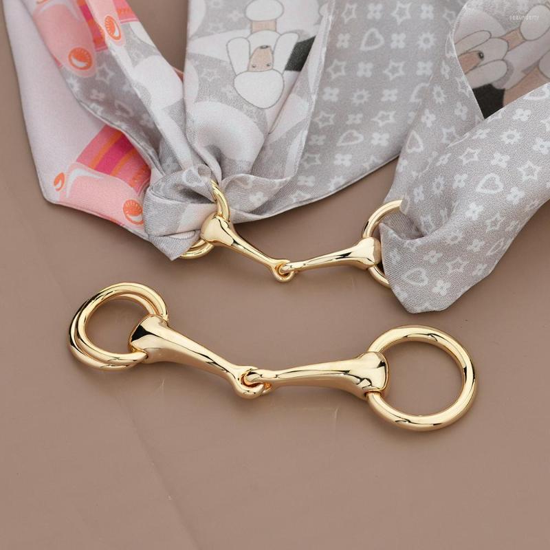 Brooches Jackstraw Scarf Woggle High-grade Chain Scarves Buckle Bit Mouth Belt Three Round Silk Accessories Jewelry Ring
