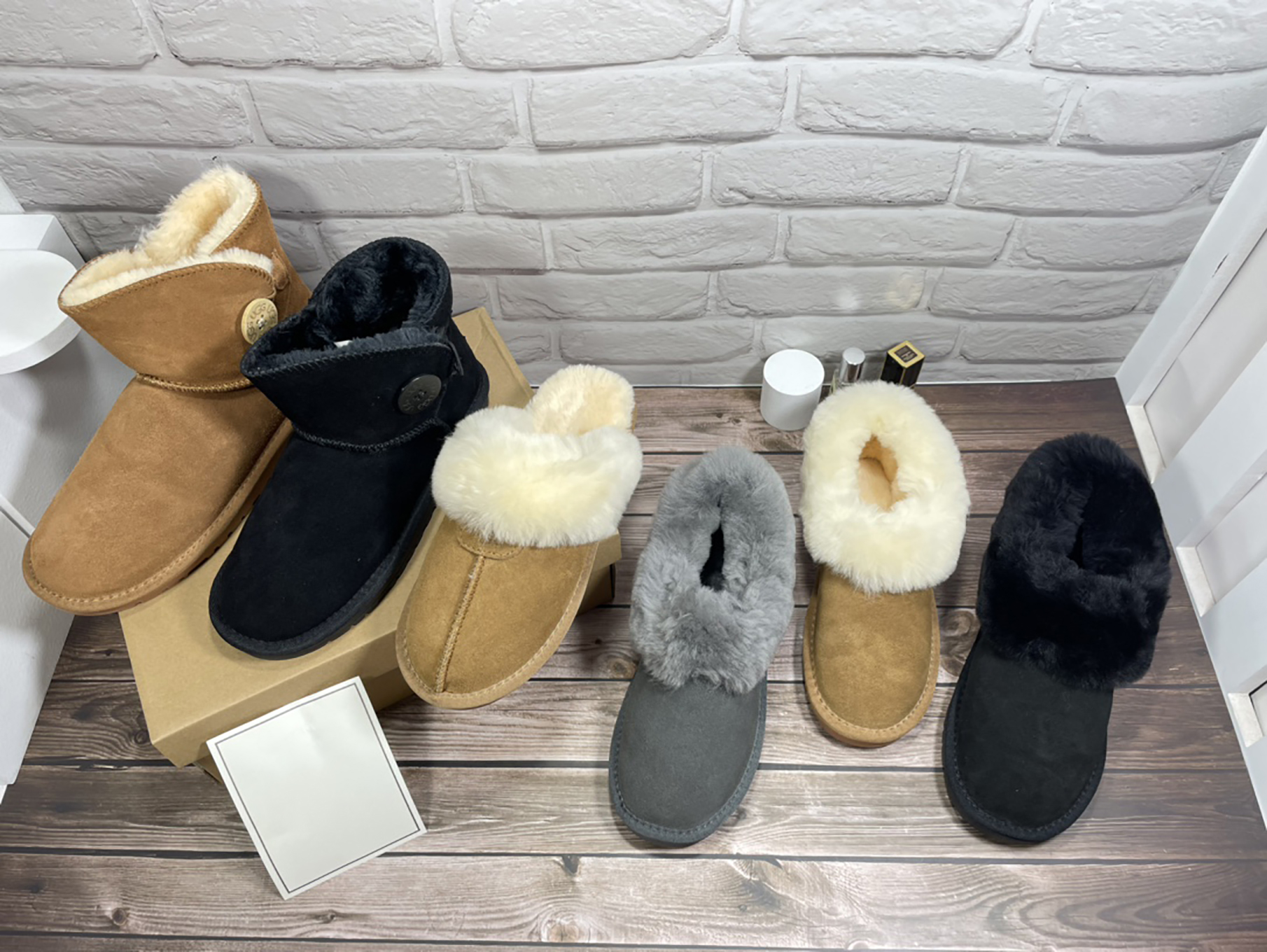 Australian designer fur women's boots autumn and winter cotton shoes snow boot slippers multicolor warm shoes, Yellow button
Australian designer fur women's boots autumn and winter cotton shoes snow boot slippers multicolor warm shoes, Yellow button