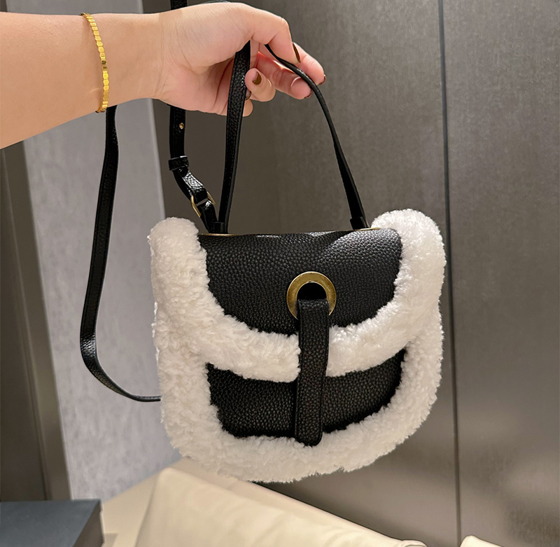 Womens Shoulder Bags Designer Fashion Cross Body Bag Stylish Terry Handbags Classic Print Crossbody Bags Elegant Women Purses Wallets, Khaki
Womens Shoulder Bags Designer Fashion Cross Body Bag Stylish Terry Handbags Classic Print Crossbody Bags Elegant Women Purses Wallets, Khaki