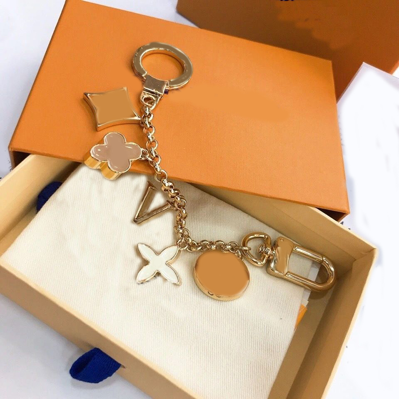 3 Styles Fashion Key Holder Keychain Car Luxurys Designers Keychain Car Key Fashion Flower Keyring Bag Charm Lovers Gift 2211103Z
