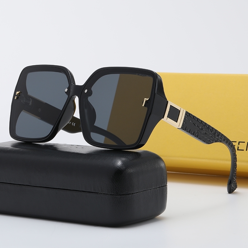 PP Top luxury Sunglasses polaroid lens designer womens Mens Goggle senior Eyewear For Women eyeglasses frame Vintage Metal Sun Glasses With Box 2249
PP Top luxury Sunglasses polaroid lens designer womens Mens Goggle senior Eyewear For Women eyeglasses frame Vintage Metal Sun Glasses With Box 2249