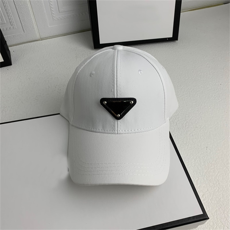 Duck Tongue Hat Vintage Soft Top Women's Autumn and Winter Wide brimmed Hat Fashion Couple's Sunshade Sports Baseball Hat Men
Duck Tongue Hat Vintage Soft Top Women's Autumn and Winter Wide brimmed Hat Fashion Couple's Sunshade Sports Baseball Hat Men