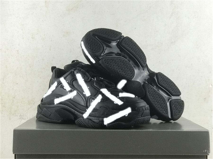 Designer Men's Triple S Logotype Shoes Sneaker In Black White Technical Material Speed Platform Men Women Outdoor Sports With Original Box 36-46, Customize
Designer Men's Triple S Logotype Shoes Sneaker In Black White Technical Material Speed Platform Men Women Outdoor Sports With Original Box 36-46, Customize