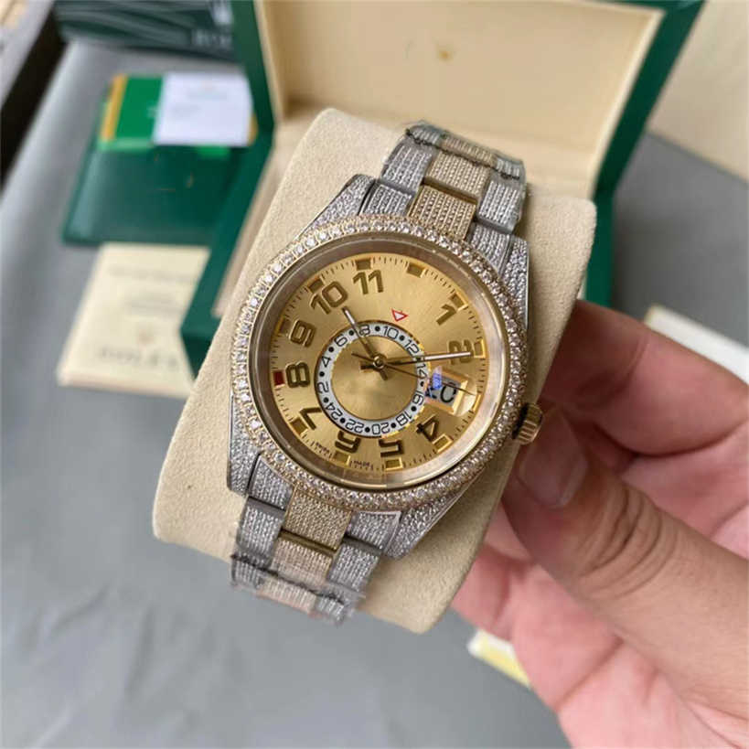 2022 diamond watch Wristwatches mens watch mechanical movement watch Sapphire anti-scratch lens fine steel watchcase watchband waterproof 50 meters 005, Black
2022 diamond watch Wristwatches mens watch mechanical movement watch Sapphire anti-scratch lens fine steel watchcase watchband waterproof 50 meters 005, Black