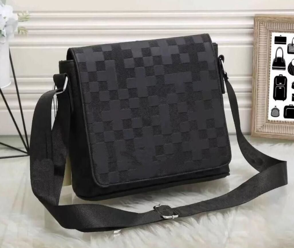 Luxury Designer Messenger Bag trio district voyager aerogram stumur studio Reverse Canvas Men Crossbody Fashion Man Shoulder Messager louiseitys LVS viutonitys, Color
Luxury Designer Messenger Bag trio district voyager aerogram stumur studio Reverse Canvas Men Crossbody Fashion Man Shoulder Messager louiseitys LVS viutonitys, Color
