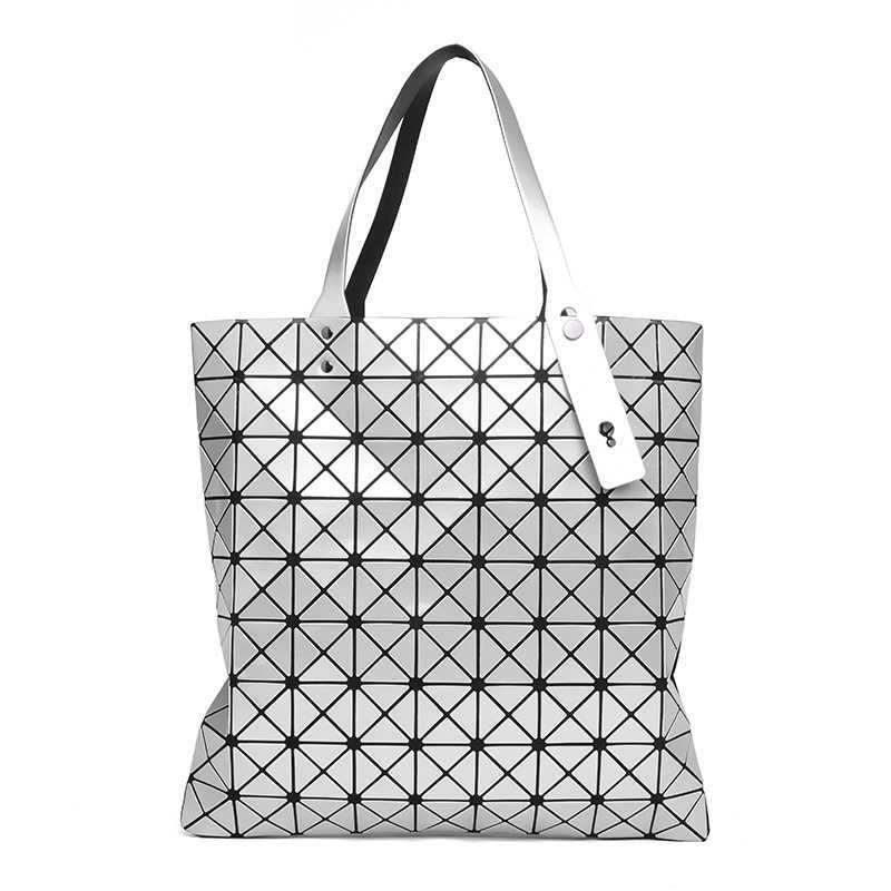 designer bag designer Isseyss tote Miyake bag women's Mitsubishi Rhombic laser one shoulder portable folding large capacity versatile JXNL LBOD, Sky blue
designer bag designer Isseyss tote Miyake bag women's Mitsubishi Rhombic laser one shoulder portable folding large capacity versatile JXNL LBOD, Sky blue