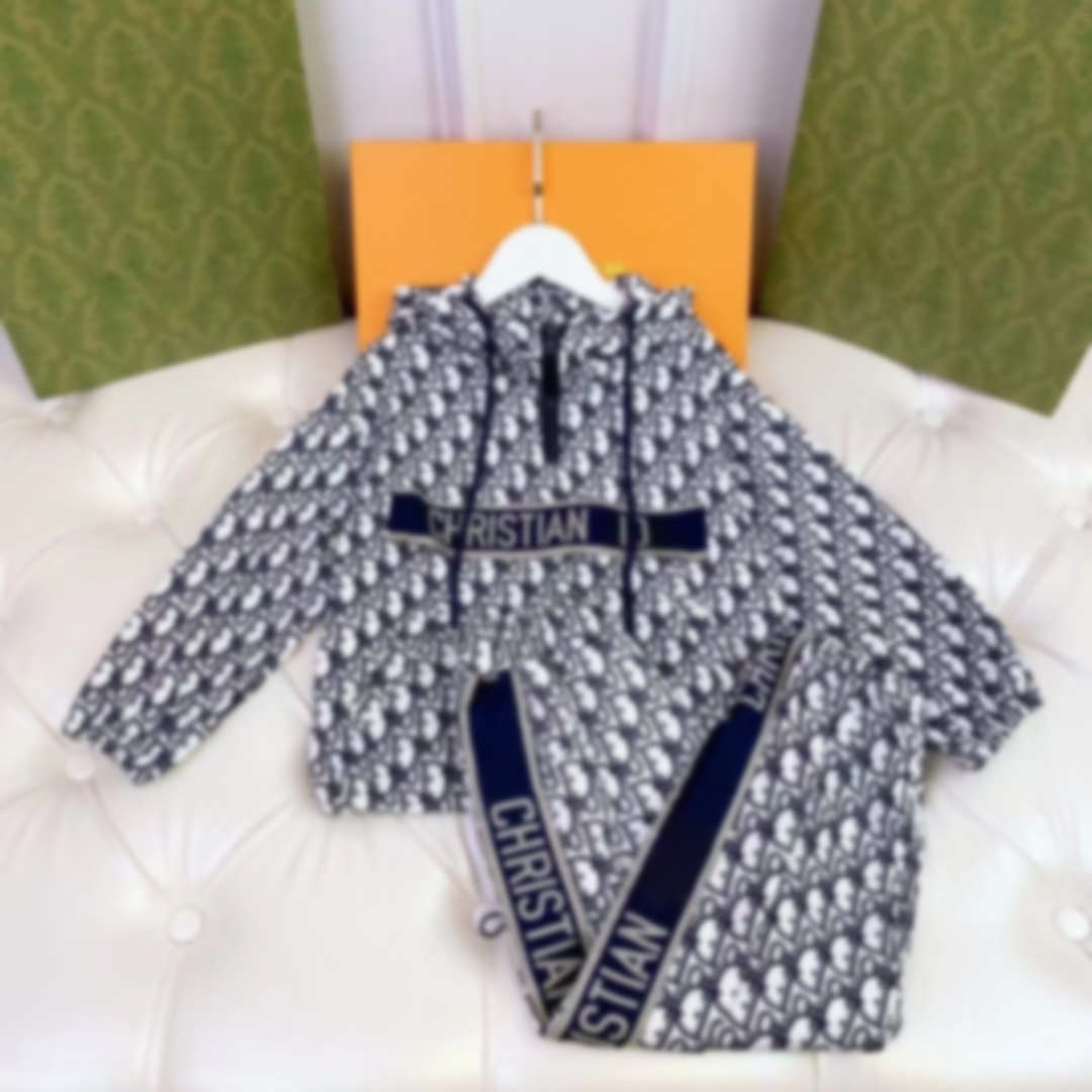 2023 Designer Baby Kids Clothing Sets High end hoodie and pants 2 sets for boys girls Tracksuit Children Outfits Long sleeve jacket, 1#
2023 Designer Baby Kids Clothing Sets High end hoodie and pants 2 sets for boys girls Tracksuit Children Outfits Long sleeve jacket, 1#