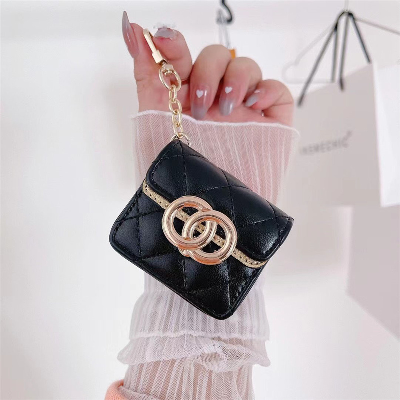 Designer Earphone Case Protective Cover Bluetooth Headphones Universal Earphones Leather Package Headphone Wireless With Chain
Designer Earphone Case Protective Cover Bluetooth Headphones Universal Earphones Leather Package Headphone Wireless With Chain
