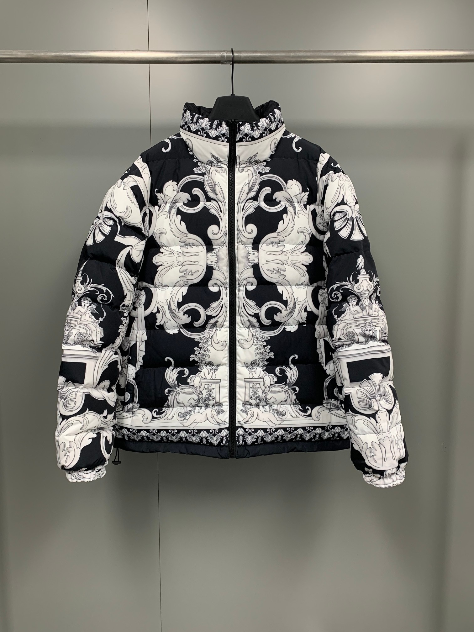 2022 winter mens luxury designer beautiful printing down jacket - US SIZE down jacket - tops designer down jacket for mens, Multi
2022 winter mens luxury designer beautiful printing down jacket - US SIZE down jacket - tops designer down jacket for mens, Multi