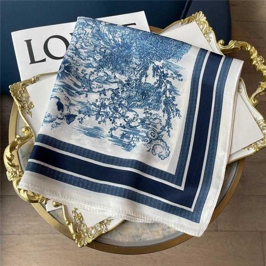 2021 Top designer woman Silk Fashion Letter Headband Brand Small Scarf Variable Headscarf Accessories Activity Gift w013238i Mgc
2021 Top designer woman Silk Fashion Letter Headband Brand Small Scarf Variable Headscarf Accessories Activity Gift w013238i Mgc