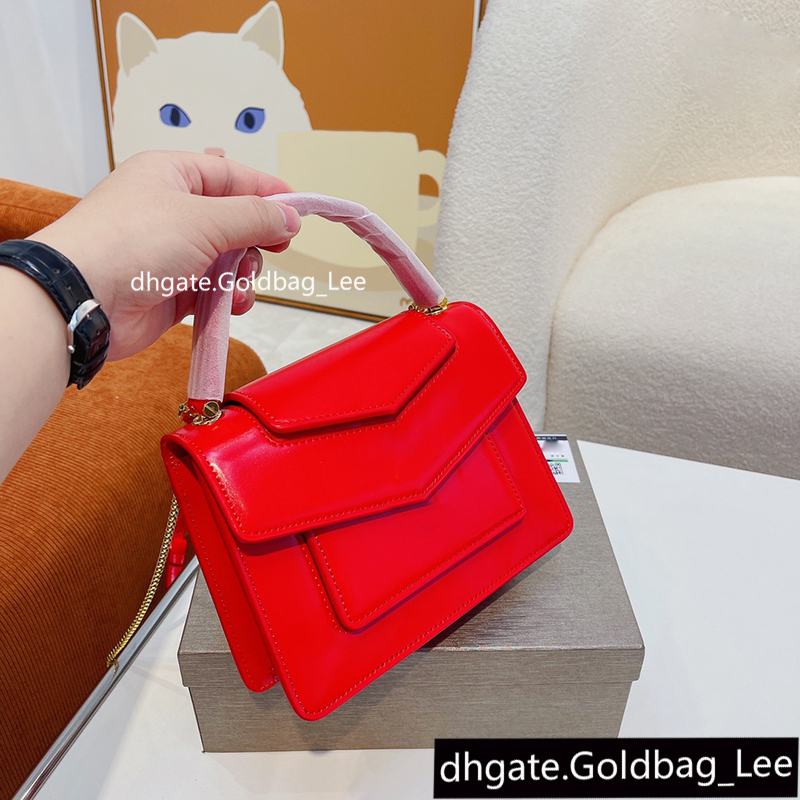 shoulder bags mini crossbody bag the chain package Diamond snakeskin gold snake enamel head lock 25 cm leather Handbags designer bag Ss22 limit WANG X 288737 SERPENTI, More connect me
shoulder bags mini crossbody bag the chain package Diamond snakeskin gold snake enamel head lock 25 cm leather Handbags designer bag Ss22 limit WANG X 288737 SERPENTI, More connect me