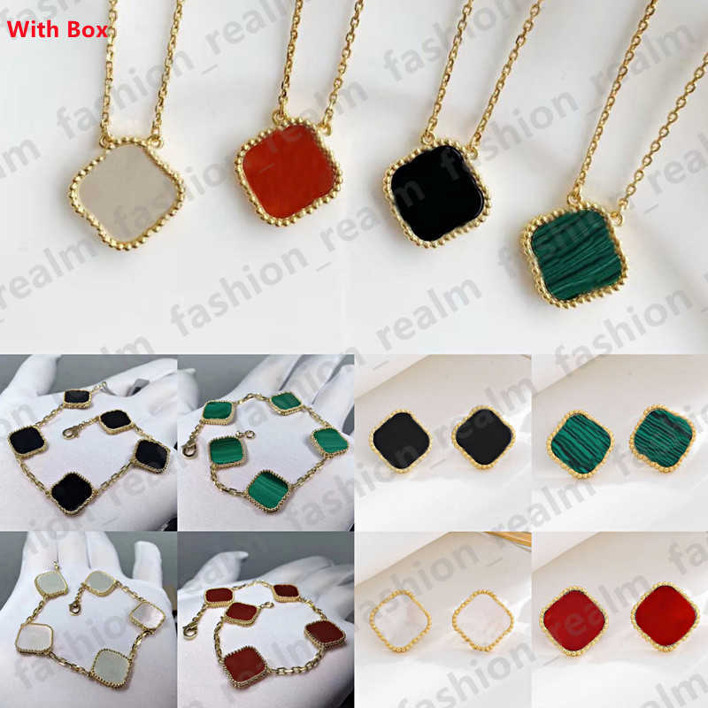 Four Leaf Clover Necklace Designer Jewelry Set Pendant Necklaces Bracelet Stud Earring Gold Silver Mother of Pearl Green Flower Necklace
Four Leaf Clover Necklace Designer Jewelry Set Pendant Necklaces Bracelet Stud Earring Gold Silver Mother of Pearl Green Flower Necklace