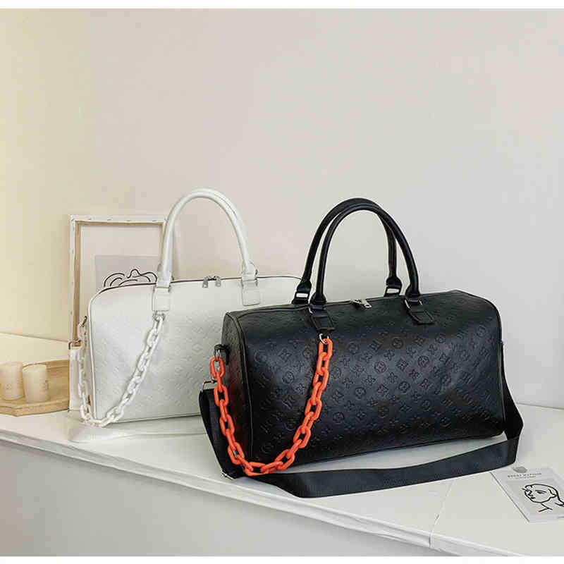 Women Weekend duffle bags Night Gym Sport Waterproof Luxury Print Design Travelling Bag Leather Duffle Bag 220630, Black
Women Weekend duffle bags Night Gym Sport Waterproof Luxury Print Design Travelling Bag Leather Duffle Bag 220630, Black