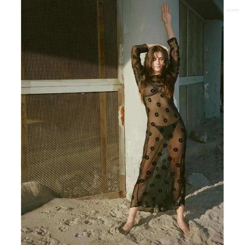 Casual Dresses Black Dress Women' Mesh Embroidery Long Sleeve Party Banquet Sexy Perspective Dress2022, Picture shown
Casual Dresses Black Dress Women' Mesh Embroidery Long Sleeve Party Banquet Sexy Perspective Dress2022, Picture shown