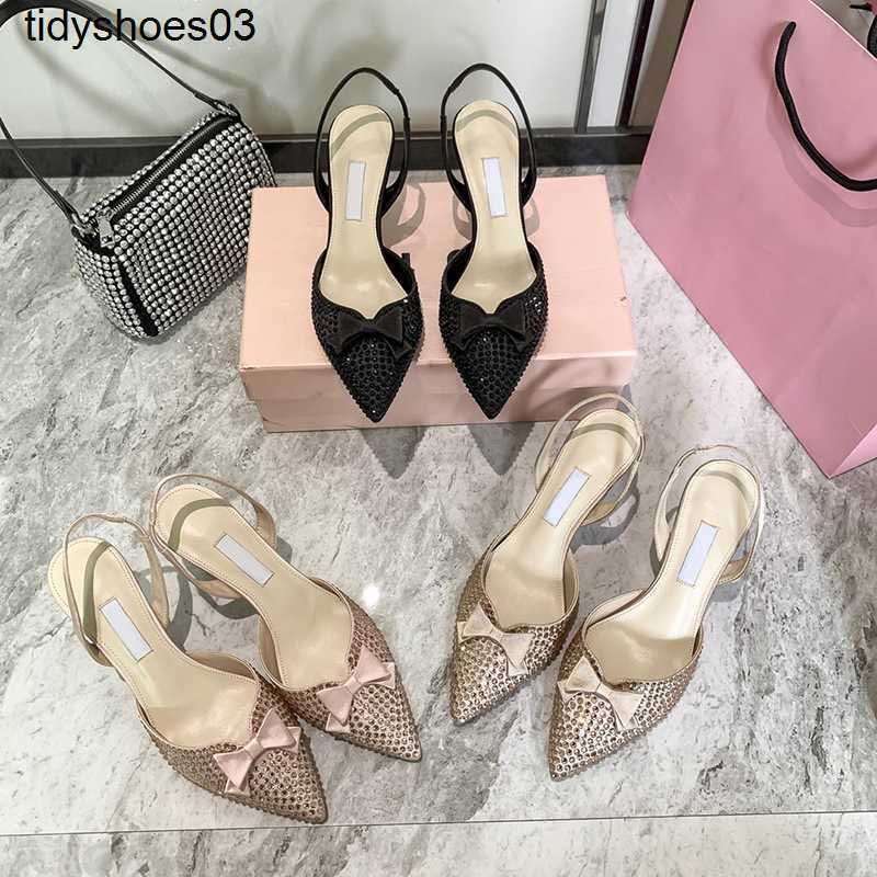 Women Designers Rois 2022 new diamond bow knot pointed fairy Stiletto Heel Slingbacks Crystal-Studded Pumps wedding shoes, Black
Women Designers Rois 2022 new diamond bow knot pointed fairy Stiletto Heel Slingbacks Crystal-Studded Pumps wedding shoes, Black