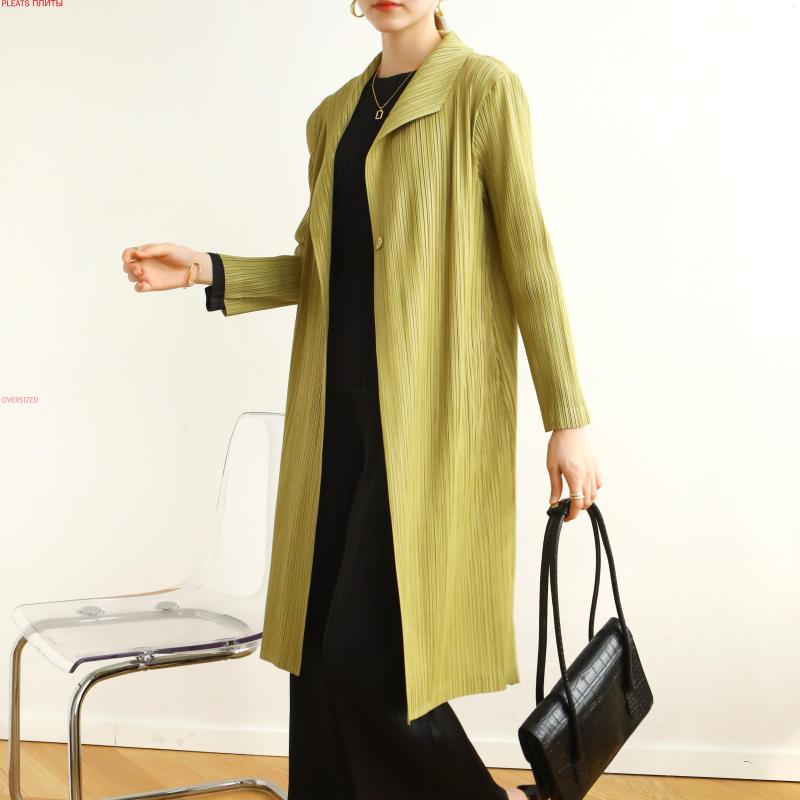 Women's Trench Coats Fall Spring Miyake Pleated Temperament Commuting Medium Long Fashion Solid Color Coat Pleats Casaco Feminine, Black
Women's Trench Coats Fall Spring Miyake Pleated Temperament Commuting Medium Long Fashion Solid Color Coat Pleats Casaco Feminine, Black