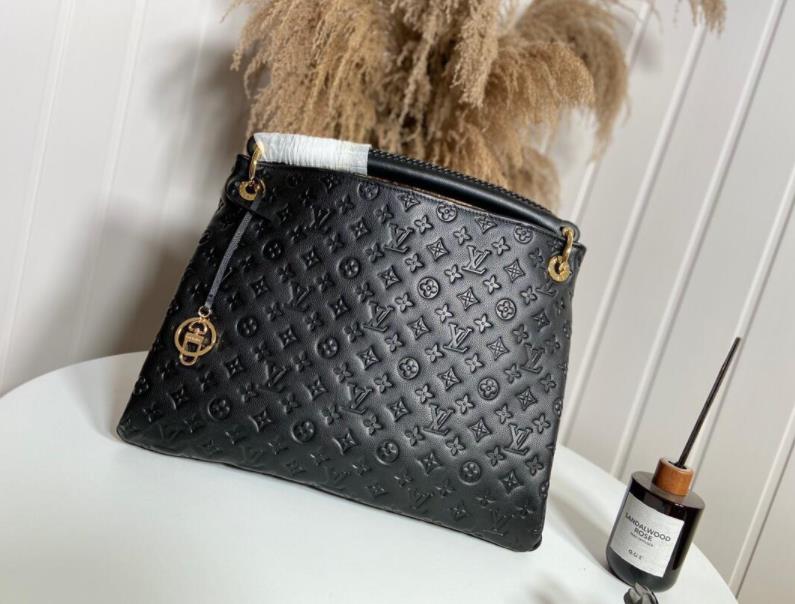 Louiseitys Fashion louise Bags Viutonitys Crossbody LVs VUTTONS Designer Genuine Leather Serial Number Handmade V Women Bag Handbag Luxue Tote Eveni guccie, A+
Louiseitys Fashion louise Bags Viutonitys Crossbody LVs VUTTONS Designer Genuine Leather Serial Number Handmade V Women Bag Handbag Luxue Tote Eveni guccie, A+