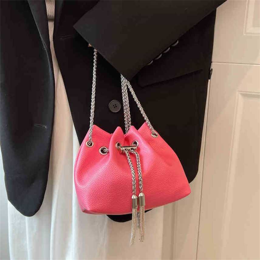 sense bag Female Minority drawstring bucket bag 2022 new texture style versatile tassel chain Crossbody Bag, Yellow
sense bag Female Minority drawstring bucket bag 2022 new texture style versatile tassel chain Crossbody Bag, Yellow